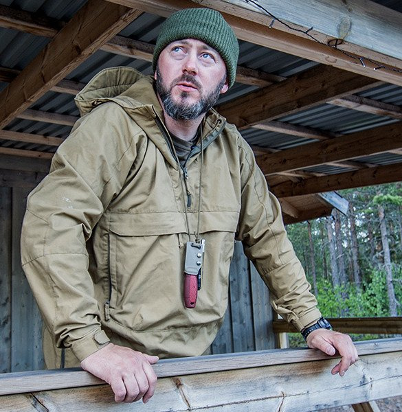 https://www.militarysurplusworld.com/eng_pm_WOODSMAN-Anorak-Jacket-R-Black-Taiga-Green-42681_2.jpg