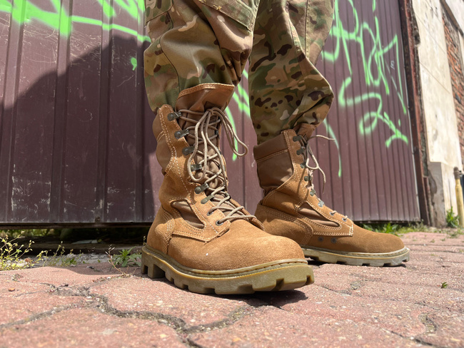 COMBAT BOOTS - USA PANAMA JUNGLE 3.0 - TRU SPEC - USA MILITARY SURPLUS - COYOTE - LIKE NEW