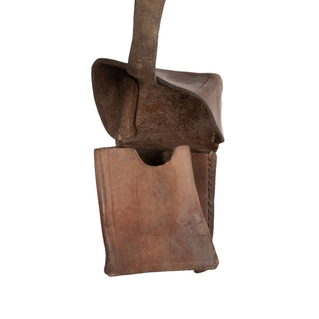 SINGLE POCKET, LEATHER CARTRIDGE POUCH PORT ZB, WWII - MILITARY SURPLUS ROMANIAN ARMY - BROWN - USED