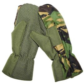 GB mittens, DPM camo, lined, trigger finger, like new size S