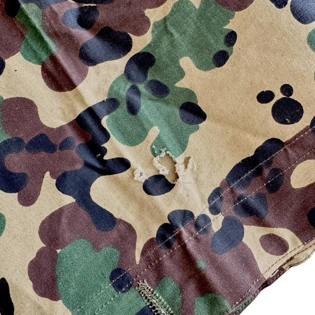 TENT TARPAULIN PLASH-PALATKA RAIN CAPE/SHELTER HALF - 180 x 180 CM - DALMATIAN MOZAIC CAMO - ROMANIAN ARMY MILITARY SURPLUS - USED