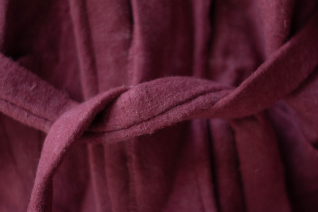 Traditional molton robe - Romanian surplus - Grena - Used