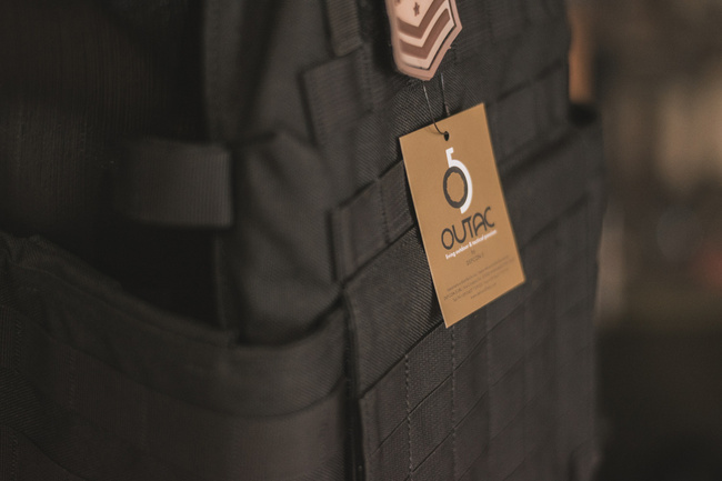 TACTICAL CARRIER VEST - "OUTAC" - Defcon 5® - BLACK