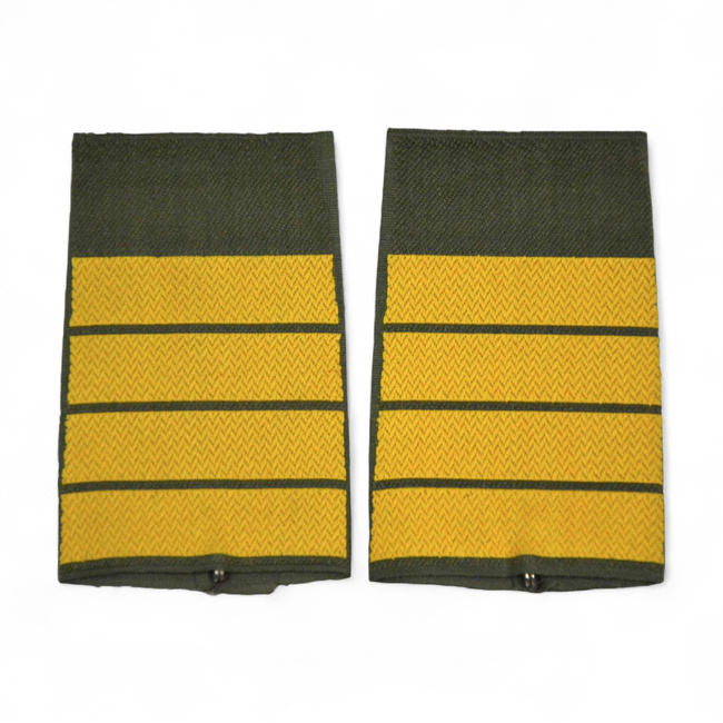 PAIR OF ORIGINAL RANKS - CAPTAIN AT SEA - GERMAN ARMY - OLIVE GREEN/GOLDEN