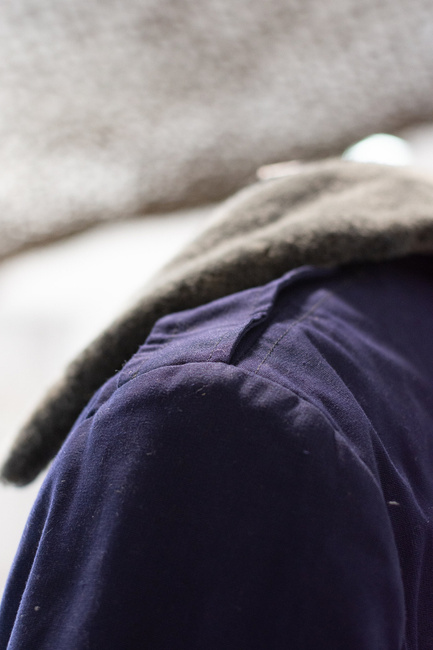 WINTER COAT - NAVY BLUE - ROMANIAN ARMY MILITARY SURPLUS - USED