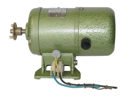 EAST GERMAN VEB HARTHA ELECTRIC ENGINE (220 V / 40 W) USED
