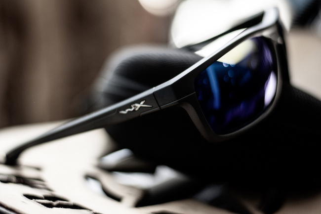 Glasses KINGPIN Polarized Blue Mirror Matte Graphite Frame