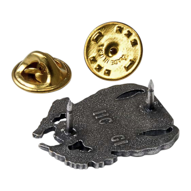 VINTAGE PAIR OF METAL COLLAR BADGES - EAGLE - US AIR FORCE ROTC B.O.S. - US AIR FORCE - AMERICAN ARMY MILITARY SURPLUS - LIKE NEW