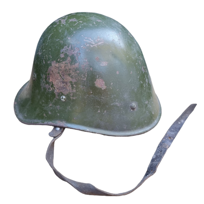 Rare collector's M1939 helmet dutch model, model WW2 34/39 - Surplus Romanian Army - worn, with rust marks