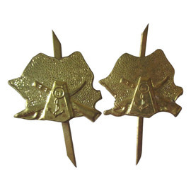 PAIR OF RANK INSIGNIA - R.S.R. SOLDIER BORDER GUARD - ROMANIAN ARMY MILITARY SURPLUS - GOLDEN - IN GOOD CONDITION