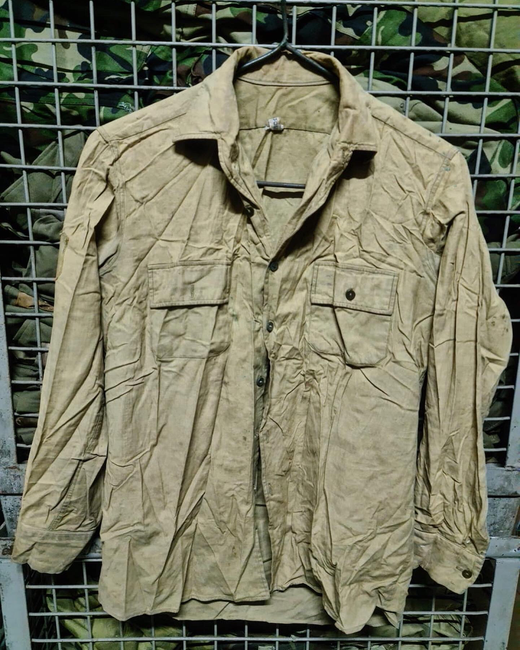 MILITARY SHIRT WITH 2 POCKETS - PATRIOTIC GUARDS - MILITARY SURPLUS ROMANIAN ARMY - OD GREEN