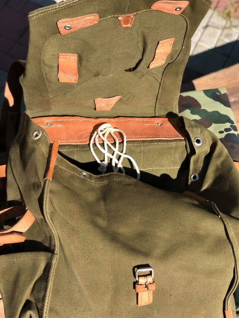 Military Olive Romanian Retro Rucksack - RSR Romanian army - OD Green - In good condition
