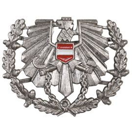 AT BH Peaked Cap Insignia, "Heer", metal, like new