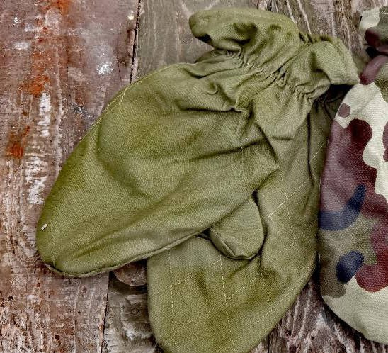 Military winter gloves - 2 fingers - Romanian Army Military Surplus - OD Green - In Good Condition