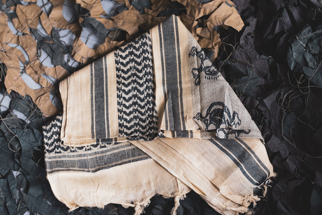 SHEMAGH SCARF - KHAKI-BLACK