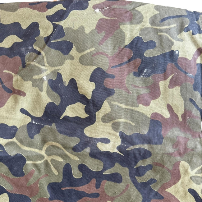 TENT TARPAULIN PLASH-PALATKA RAIN CAPE/SHELTER HALF - 180 x 180 CM - DALMATIAN MOZAIC CAMO - ROMANIAN ARMY MILITARY SURPLUS - USED