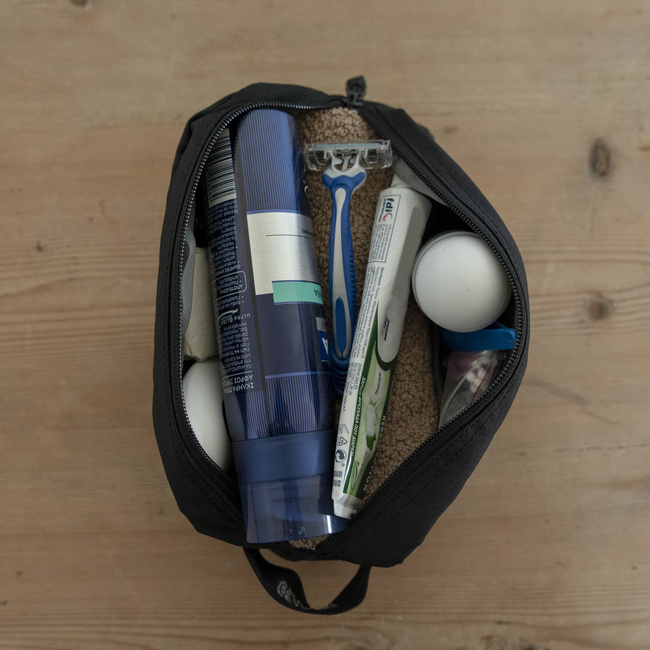 TOILETRY BAG - RAW TRAVEL KIT - Pentagon - WOLF GREY