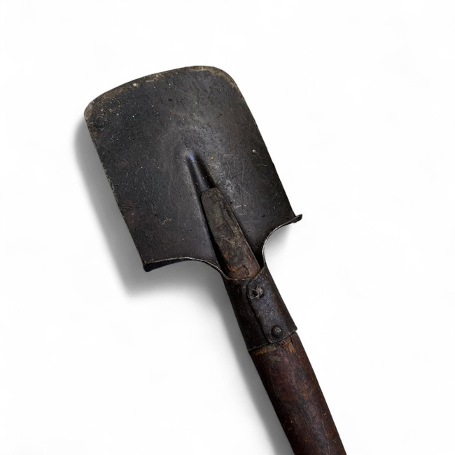 SMALL MILITARY INFANTRY SHOVEL - ROMANIAN ARMY SURPLUS - USED