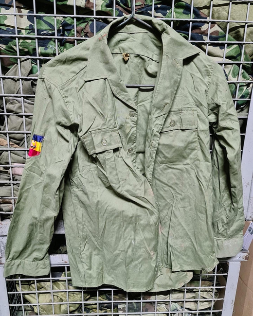 MILITARY SHIRT WITH 2 POCKETS - PATRIOTIC GUARDS - MILITARY SURPLUS ROMANIAN ARMY - OD GREEN