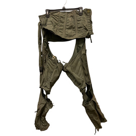 CSU-13B/P ANTI-G SUIT - CUT-OUT MODEL - US AIR FORCE MILITARY SURPLUS - GREEN OD - IN GOOD CONDITION/DECO