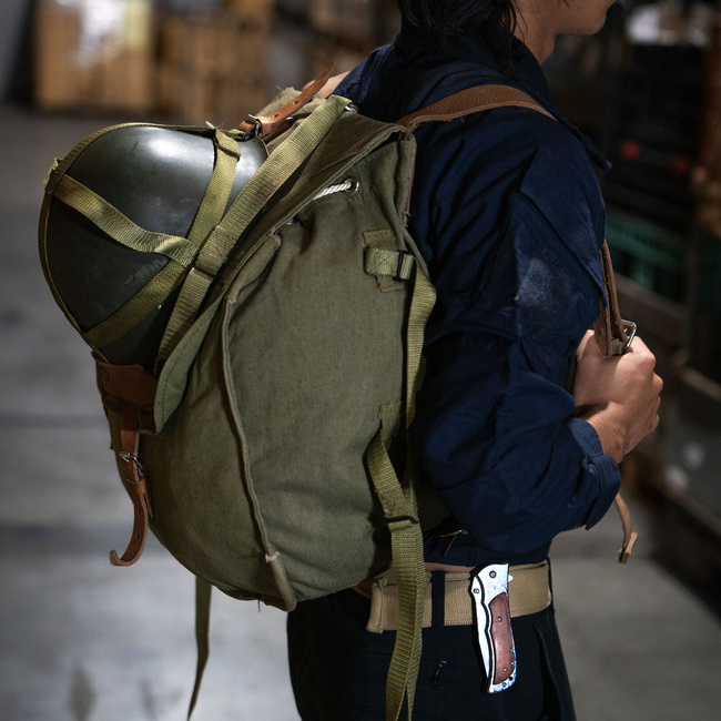 Military Rucksack- Cold War Romanian army (Canvas) - vintage rare - OD Green - Like new