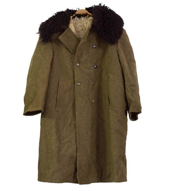 WINTER COAT, LONG, MADE OF WOOL, WITH FUR COLLAR, OLIVE GREEN - MILITARY SURPLUS FROM THE ROMANIAN ARMY - USED