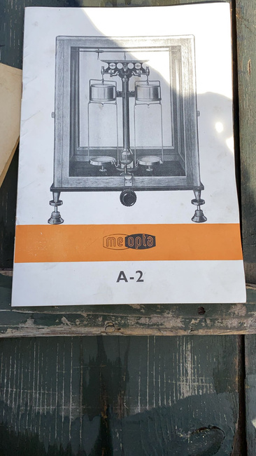 Vintage MEOPTA A-2 ANALYTICAL BALANCE - 50x39x29 cm - 1950's - like new