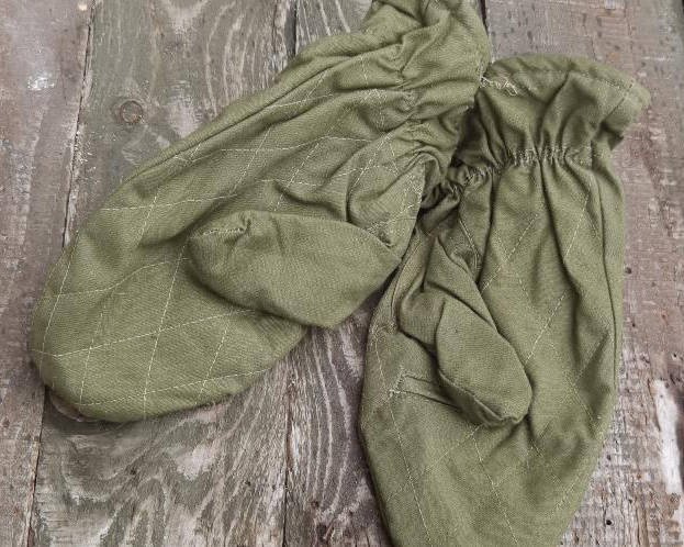 Military winter gloves - 2 fingers - Romanian Army Military Surplus - OD Green - In Good Condition