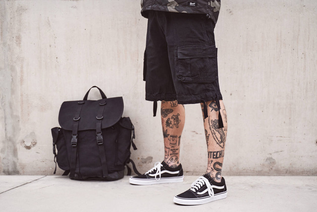 Urban Legend pants black
