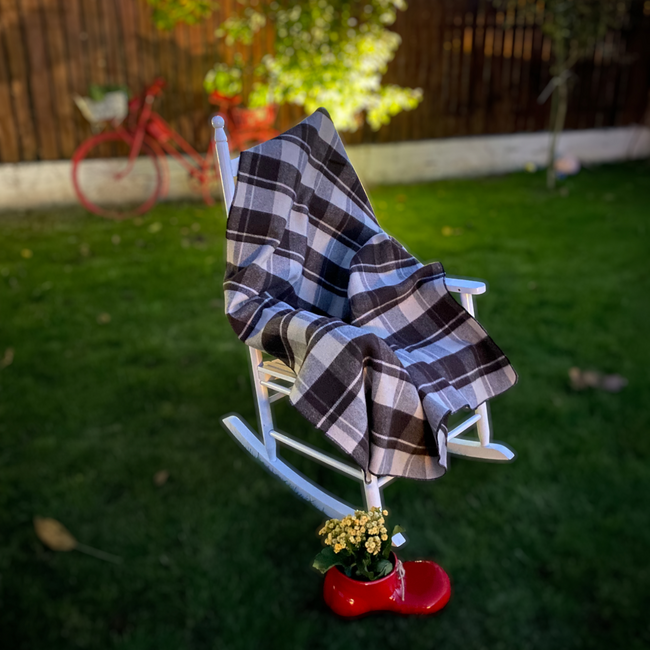 Romanian Merino Wool Blanket with Premium Box and Overlocked Edge - Andreea Model - Brown/Beige Natural - 150 x 200 cm