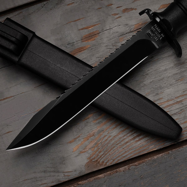 Glock FM81 military survival knife with serrated blade - Black