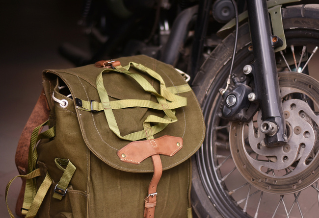 Military Rucksack- Cold War Romanian army (Canvas) - vintage rare - OD Green - Like new