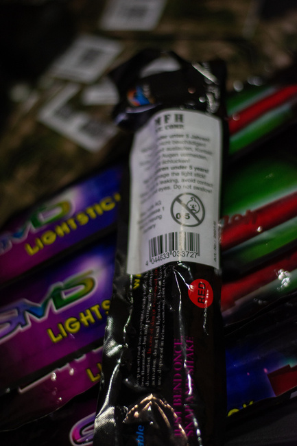 GLOW STICK - 15 x 1.5 CM - MFH - RED