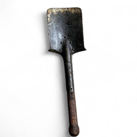 FIXED TRENCH SHOVEL - GERMAN MODEL WWI-WWII - MODEL 3 - ROMANIAN ARMY MILITARY SURPLUS - IN GOOD CONDITION