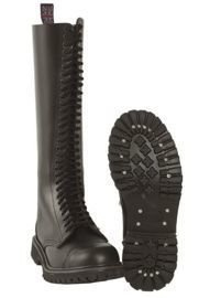 30 HOLE ′INVADER′ BOOTS (GB)