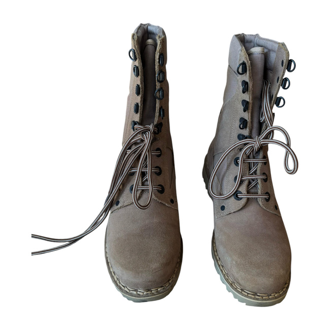 ROMANIAN MILITARY BOOTS - DESERT- LIKE NEW