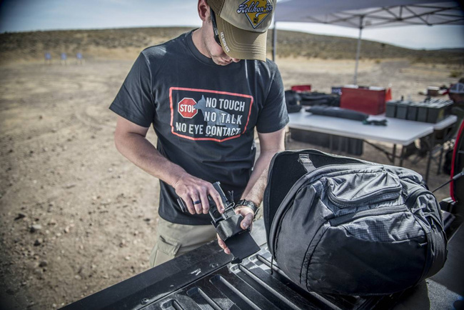 T-SHIRT (K9 - NO TOUCH) - HELIKON